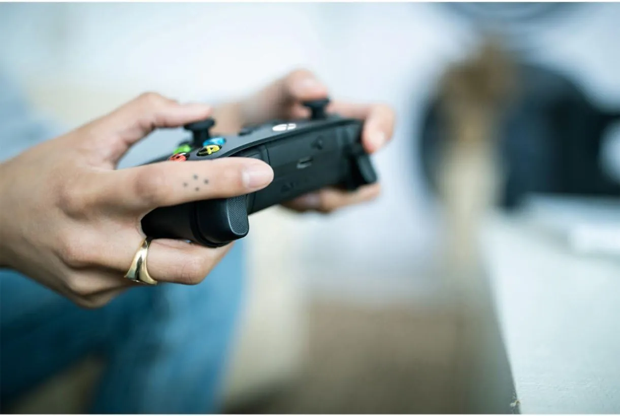 Microsoft Xbox Wireless Controller Carbon Black image